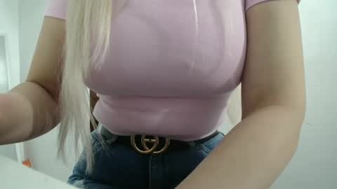 Snapshot of ruby988 chatting on March 15, 2026, 6:36 pm ruby988 online show from March 15, 2026, 6:36 pm