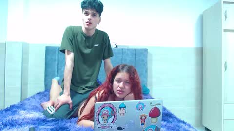 Ruby and Vanie online show from December 5, 2025, 2:09 am