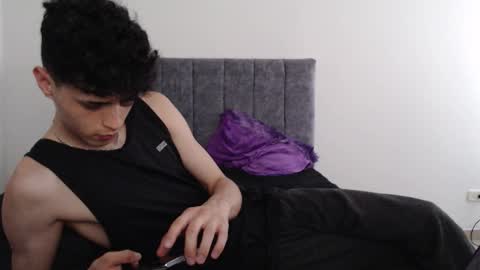 Snapshot of ruby__redd chatting on February 15, 2026, 10:39 pm Ruby and Vanie online show from February 15, 2026, 10:39 pm