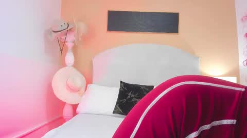 ruby_rogers_ online show from February 27, 2026, 11:32 am