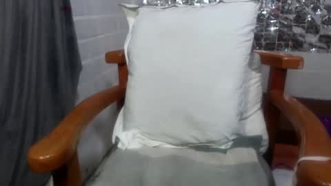Snapshot of ruby_rose33 chatting on October 24, 2025, 3:03 am ruby_rose33 online show from October 24, 2025, 3:03 am