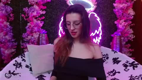 Snapshot of ruby_spicy chatting on April 17, 2026, 4:37 am Rubby online show from April 17, 2026, 4:37 am