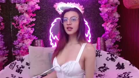 Snapshot of ruby_spicy chatting on April 18, 2026, 4:27 am Rubby online show from April 18, 2026, 4:27 am