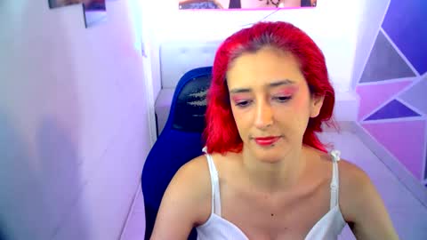 ruby_your_milf online show from January 25, 2025, 4:24 pm