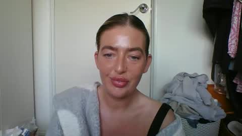 rubyredxxxoxxx online show from December 3, 2025, 10:24 am