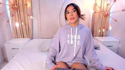 Snapshot of rubyrouge_ chatting on November 12, 2025, 7:35 pm Ruby online show from November 12, 2025, 7:35 pm