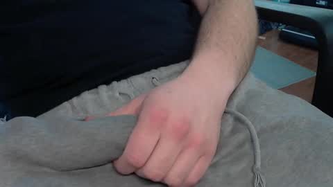 Snapshot of rumlover519 chatting on February 18, 2026, 7:10 pm rumlover519 online show from February 18, 2026, 7:10 pm