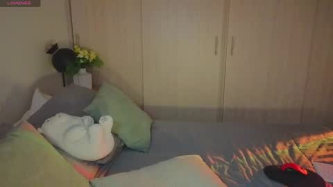 Snapshot of russcurley chatting on May 11, 2026, 7:22 pm Lorenn online show from May 11, 2026, 7:22 pm