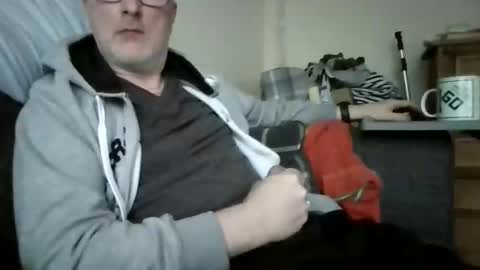 rusty69x online show from November 4, 2025, 7:29 am