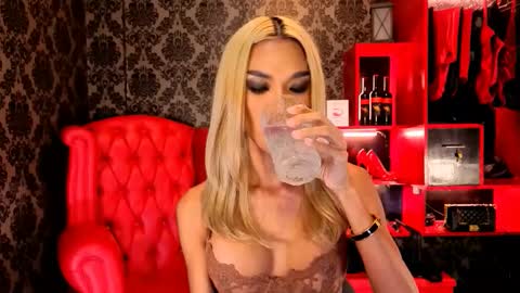 Snapshot of ruthrocero chatting on November 23, 2025, 7:52 am Ruth Evangelista online show from November 23, 2025, 7:52 am