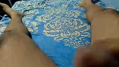 ruwanrr online show from November 23, 2025, 7:35 pm