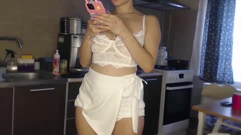 Snapshot of ruxandradanny chatting on October 9, 2025, 6:33 am ruxandradanny online show from October 9, 2025, 6:33 am