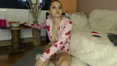 Snapshot of ruxandradanny chatting on October 31, 2025, 8:48 am ruxandradanny online show from October 31, 2025, 8:48 am