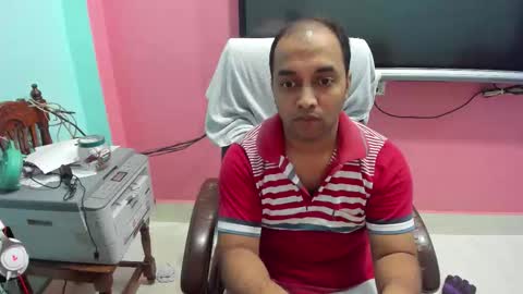 rwb17 online show from November 9, 2025, 3:43 pm