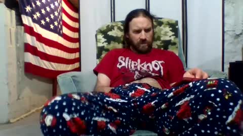 Snapshot of rwb1982 chatting on February 9, 2025, 5:08 am rwb1982 online show from February 9, 2025, 5:08 am