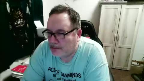 Snapshot of rwzar_1965 chatting on April 12, 2026, 3:44 am rwzar_1965 online show from April 12, 2026, 3:44 am