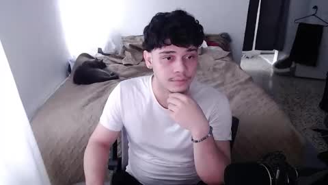 Snapshot of rx7900xtx chatting on March 15, 2026, 6:36 pm rx7900xtx online show from March 15, 2026, 6:36 pm