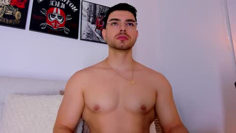 Ryan  online show from November 16, 2025, 2:39 am