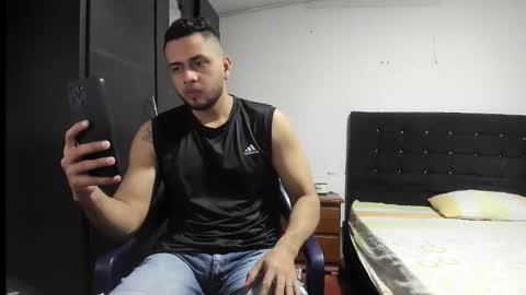 ryan_xc1 online show from December 22, 2025, 1:57 am