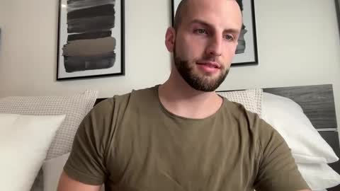 Ryan  Chad online show from February 3, 2025, 1:51 pm