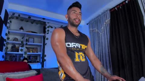 ryanboy30 online show from September 15, 2025, 8:31 pm