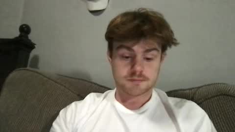 ryanhung_57 online show from November 17, 2025, 4:18 am