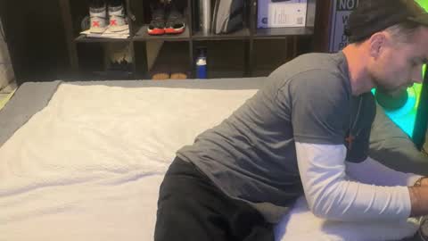 Ryan Jizz online show from November 4, 2025, 5:17 am