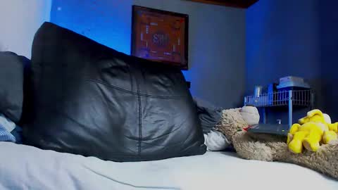 Snapshot of ryannhill_ chatting on February 11, 2026, 7:02 am Ryannhill online show from February 11, 2026, 7:02 am