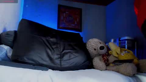 Snapshot of ryannhill_ chatting on February 22, 2026, 10:14 am Ryannhill online show from February 22, 2026, 10:14 am