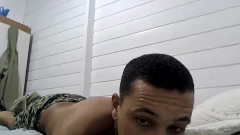 Snapshot of ryckvini chatting on April 6, 2026, 12:52 am ryckvini online show from April 6, 2026, 12:52 am