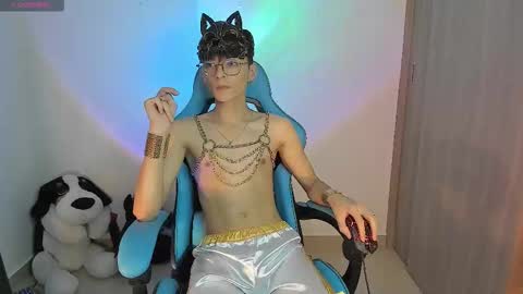 Snapshot of ryo_bleu chatting on December 14, 2025, 3:01 am RYO BLEU online show from December 14, 2025, 3:01 am