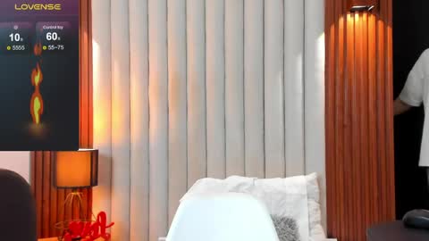 Ryo Kush online show from April 18, 2026, 3:21 am