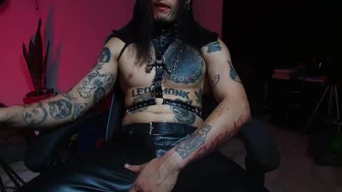 leopmonk help me reach 100 thumbs up online show from May 24, 2026, 2:16 am
