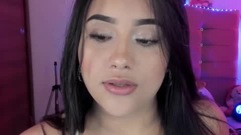 Snapshot of s_demoni1 chatting on December 23, 2024, 2:28 pm S H A R O N model independient online show from December 23, 2024, 2:28 pm