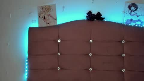 Snapshot of s_demoni1 chatting on February 6, 2025, 2:33 am S H A R O N model independient online show from February 6, 2025, 2:33 am