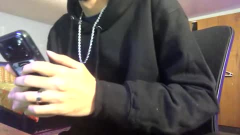 Snapshot of saasbutt chatting on November 3, 2025, 11:48 pm saasbutt online show from November 3, 2025, 11:48 pm