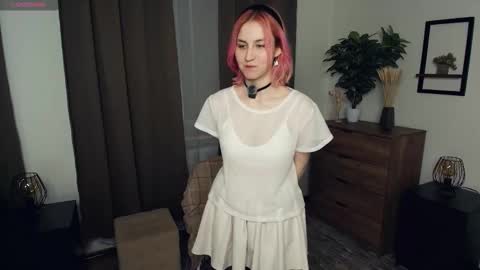 Snapshot of sabr1naa chatting on December 3, 2025, 8:45 am Sabrina online show from December 3, 2025, 8:45 am