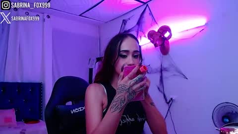 sabrina fox online show from December 16, 2025, 6:07 am