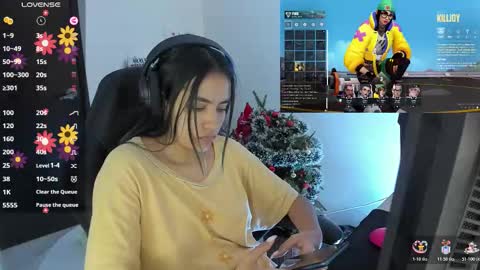 Angie  online show from December 15, 2025, 5:17 pm