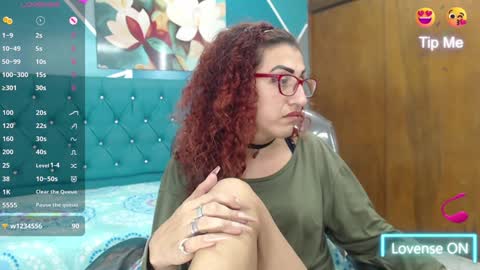 Snapshot of sabrina_dupont chatting on February 7, 2025, 8:10 pm SABRINA online show from February 7, 2025, 8:10 pm