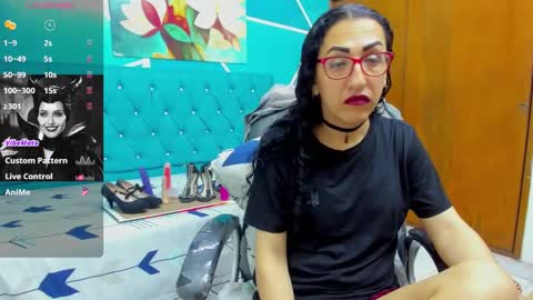 Snapshot of sabrina_dupont chatting on November 2, 2025, 12:51 pm SABRINA online show from November 2, 2025, 12:51 pm