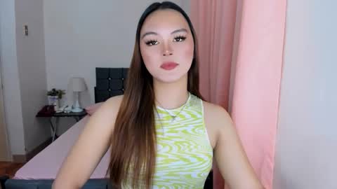 sabrina_hilson online show from September 11, 2025, 1:22 pm