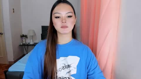 sabrina_hilson online show from November 17, 2025, 3:34 am