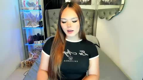 sabrina_hilson online show from March 8, 2026, 5:00 am