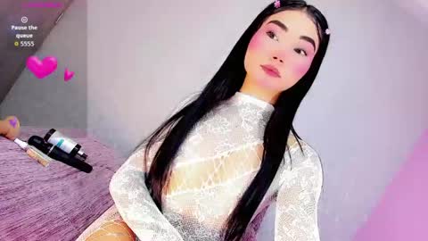 sabrinasandoval21 online show from May 15, 2026, 6:09 am