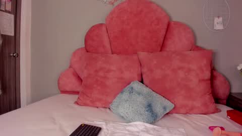 S A B R I N A  online show from February 2, 2025, 11:40 am