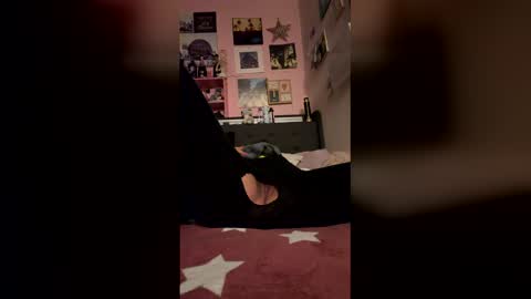 SabrinFisher online show from May 17, 2026, 8:38 pm