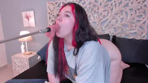 Snapshot of sabrinna_fox chatting on April 30, 2026, 8:15 pm sabrinna online show from April 30, 2026, 8:15 pm