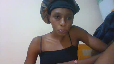 Snapshot of sabsexy5 chatting on February 18, 2026, 6:59 pm sabsexy5 online show from February 18, 2026, 6:59 pm