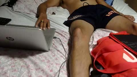 Dee online show from March 25, 2026, 3:23 am